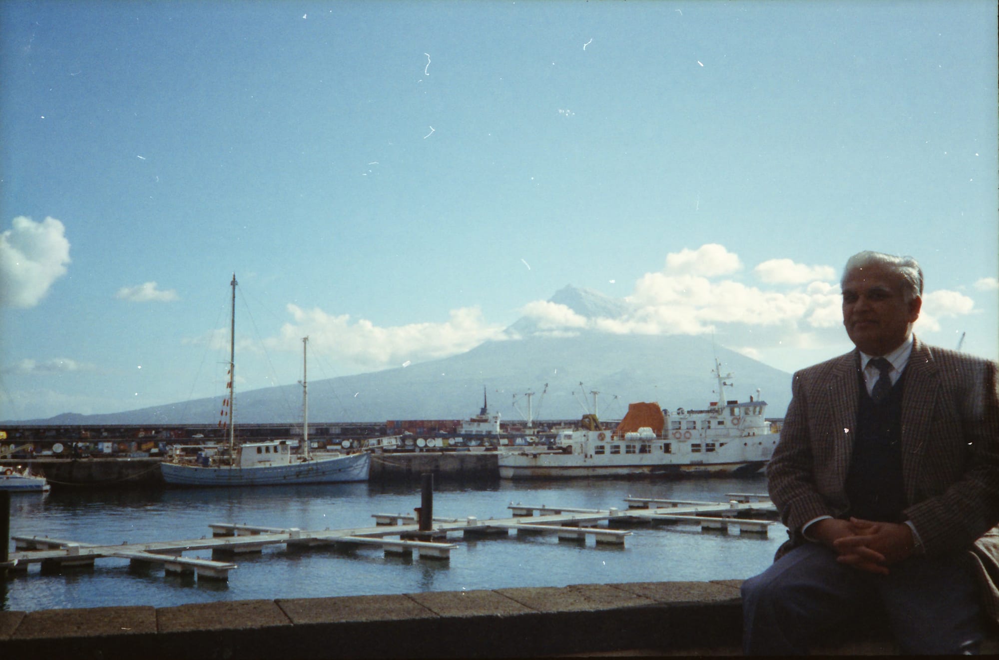 Papaji on a harbour wall. Horta, Faial, the Azores